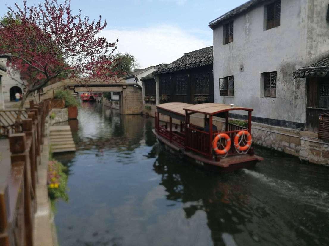 京杭大运河苏北运河淮安段现平流雾